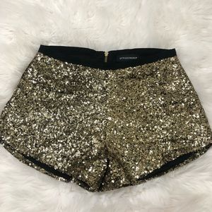 STYLESTALKER gold sequin metallic shorts size 4